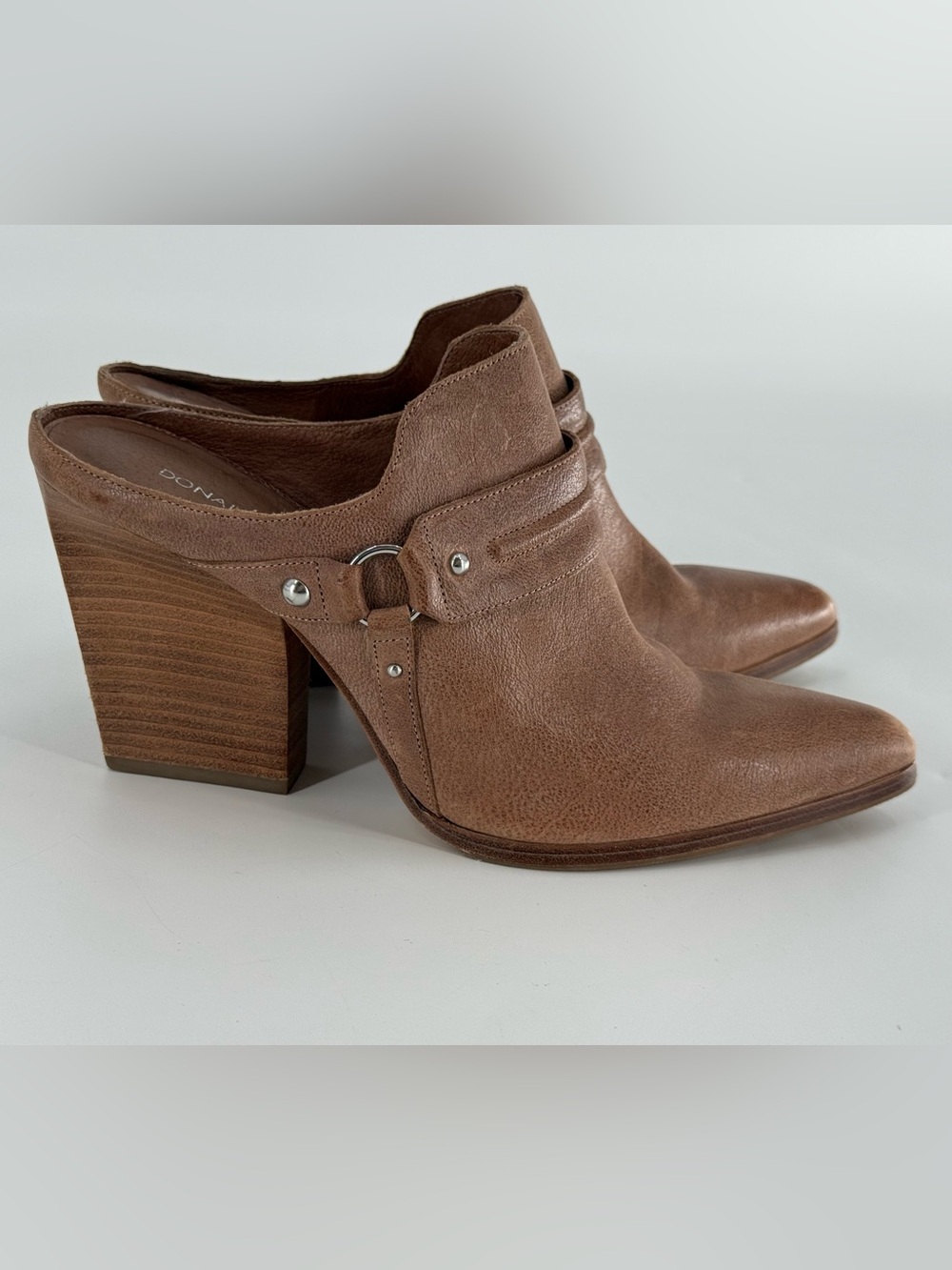 Donald J Pliner Vero 2 Western Mules READ
